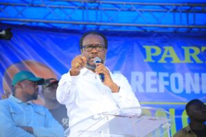 Kinshasa – Delly Sesanga face aux étudiants : « Le jeu Winner restera un loisir, pas une compensation au chômage »