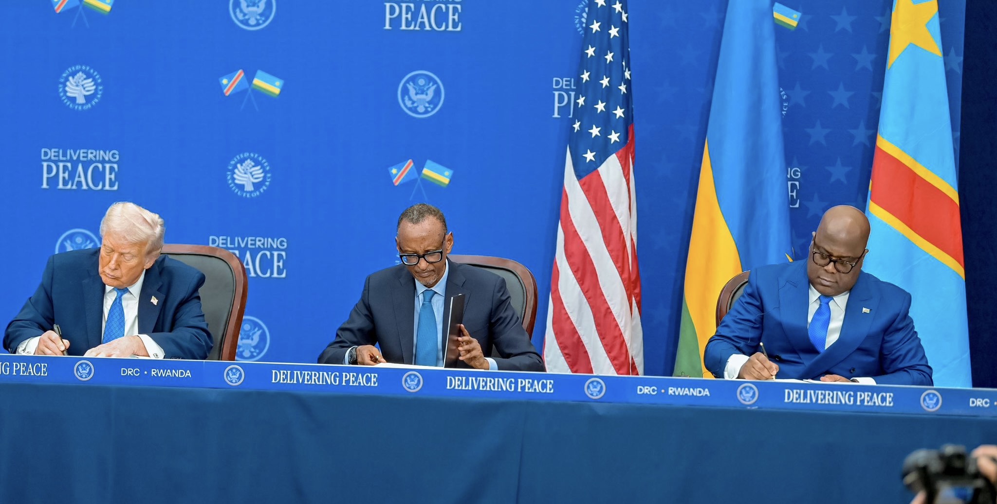 Accord de paix entre la RDC et le Rwanda signé : Washington facilite, le Kivu saigne encore