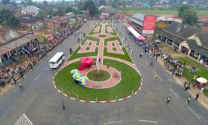 Kindu : la contestation monte après le gel des comptes des institutions liées à Matata Ponyo