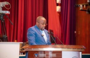 Motion de défiance contre Jacquemain Shabani : un ministre fragilisé par un rapport sécuritaire accablant