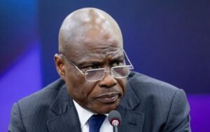 Migrants en RDC : Fayulu interpelle Tshisekedi et évoque un « acte de sabotage » en cas d’accueil d’Afghans