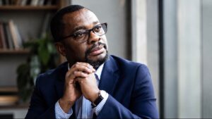 RDC : Bob Kabamba voit dans le projet référendaire de Tshisekedi un « danger » pour l&rsquo;unité nationale