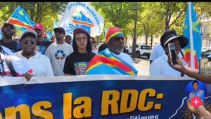 Paris gronde : face à la dérive dictatoriale de Kinshasa, l’union de toutes les oppositions fait trembler le régime Tshisekedi