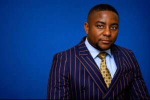Magloire Valentino Mwembo, un parcours entre exil, entrepreneuriat médiatique et engagement pour l’information
