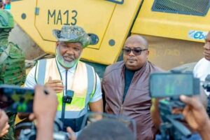 Nord-Kivu : Corneille Nangaa inspecte les chantiers de Mugunga et Rugari et met l’accent sur la reconstruction